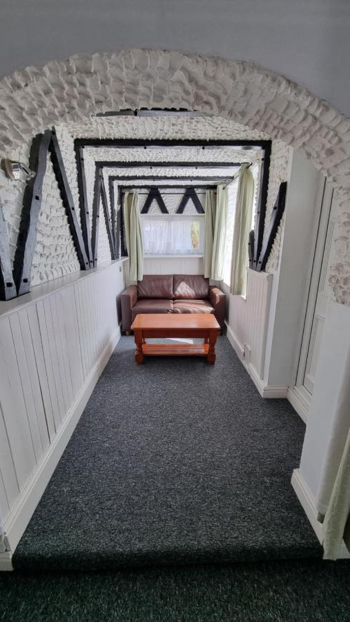 En Suite Room With Kitchen Facilities Nottingham Extérieur photo